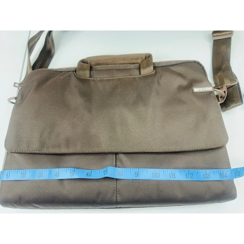 Incase Messenger Bag Laptop Briefcase Unisex OS Brown Good Padded Tech Carryall